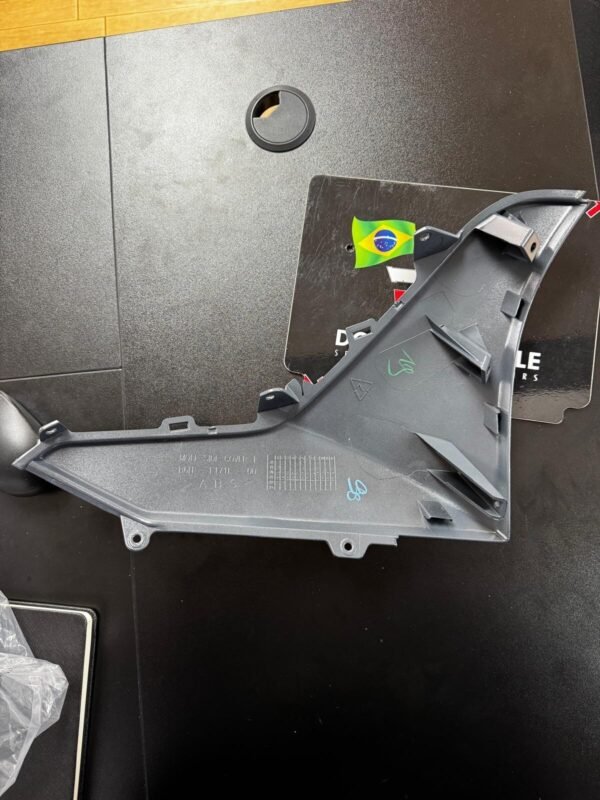 Yamaha Nmax 125 2020-2024 Genuine Grey Lower Fairing left side mole B6HF1711003E - Image 2