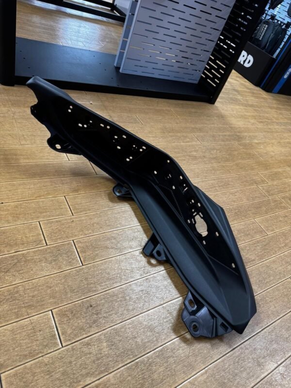 YAMAHA NMAX 125 2015-2020 (early models) BOARD,RIGHT SIDE FOOTREST 2DPF74880000 - Image 3