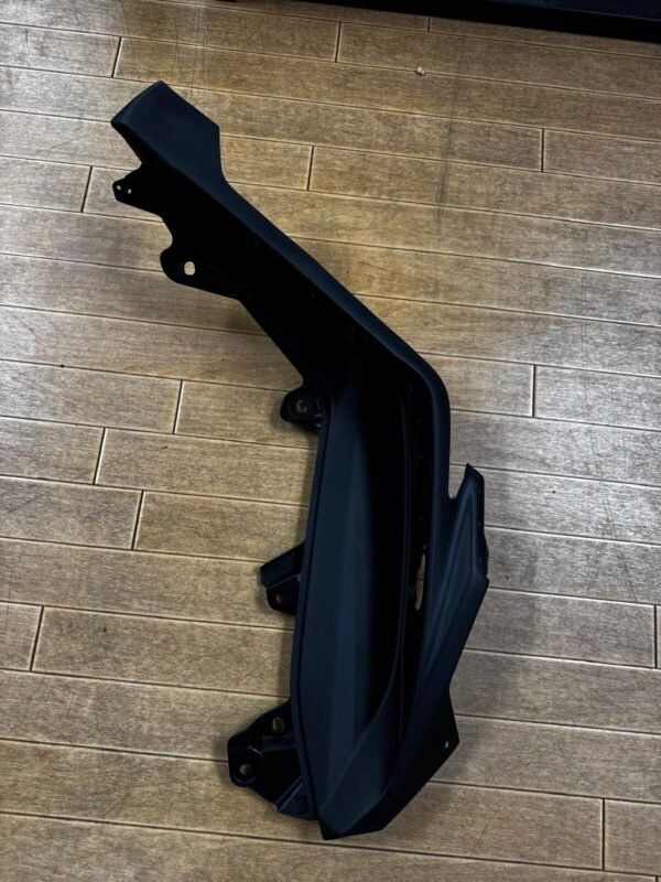 YAMAHA NMAX 125 2015-2020 (early models) BOARD,RIGHT SIDE FOOTREST 2DPF74880000 - Image 4
