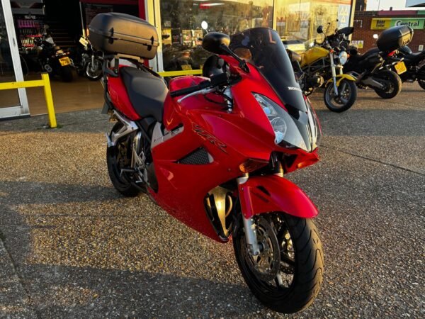 Honda VFR800 - Image 6