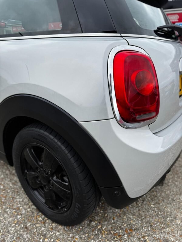 MINI COOPER HATCH 2014 1.5 PETROL - Image 45
