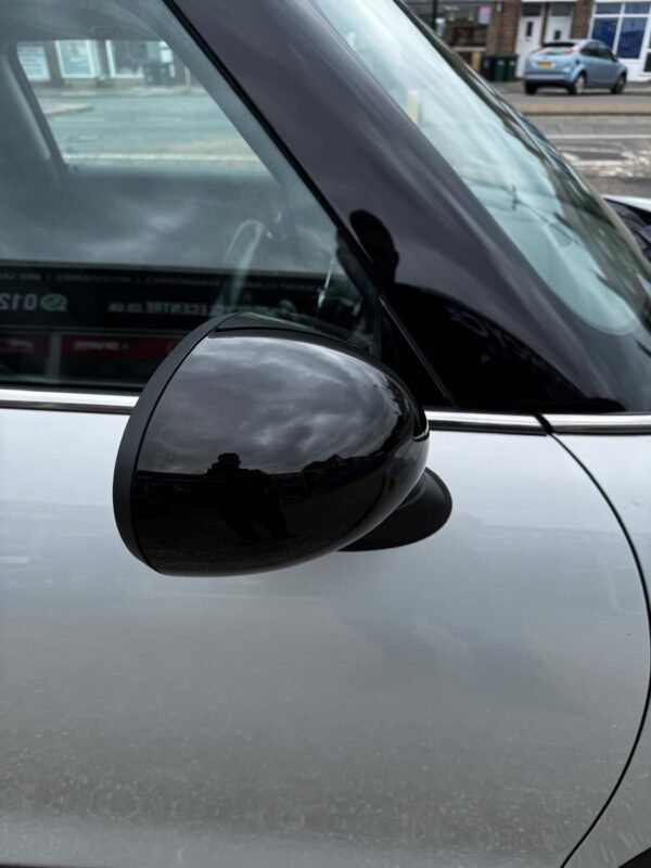 MINI COOPER HATCH 2014 1.5 PETROL - Image 33
