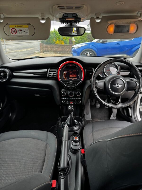 MINI COOPER HATCH 2014 1.5 PETROL - Image 30