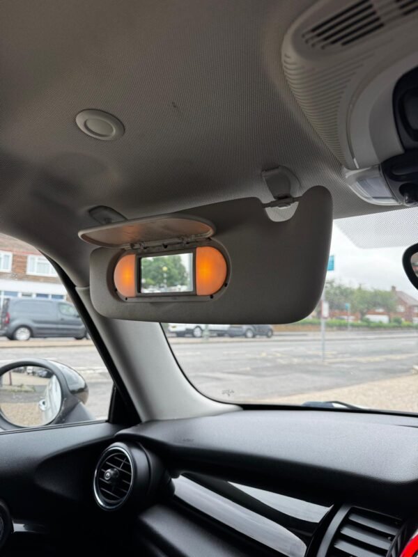 MINI COOPER HATCH 2014 1.5 PETROL - Image 13