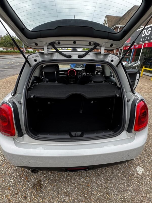 MINI COOPER HATCH 2014 1.5 PETROL - Image 4