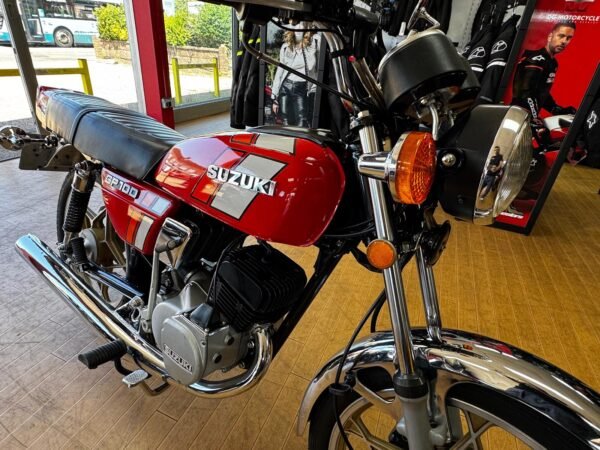 Suzuki GP100 - Image 31