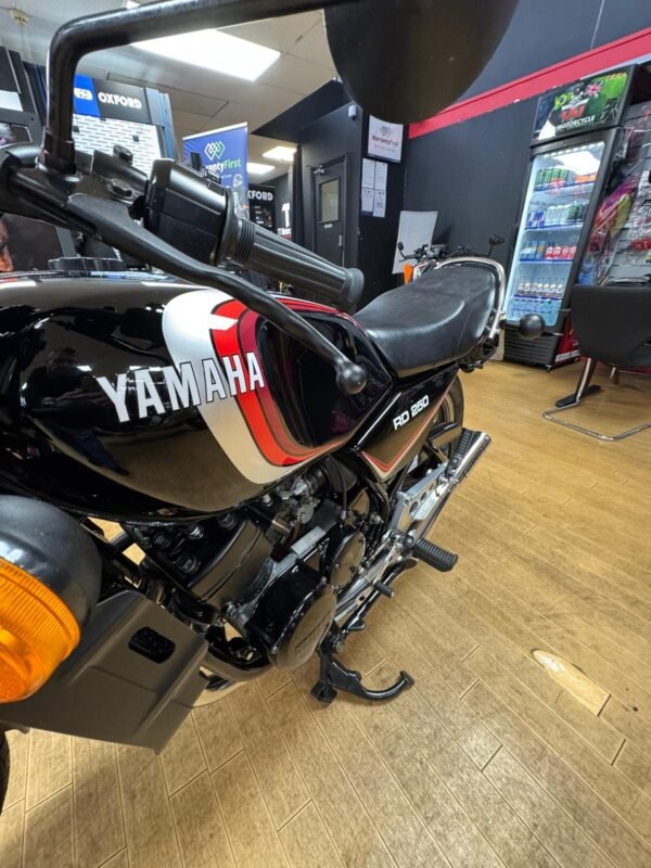 Yamaha RD 250 1987 SOLD - Image 15