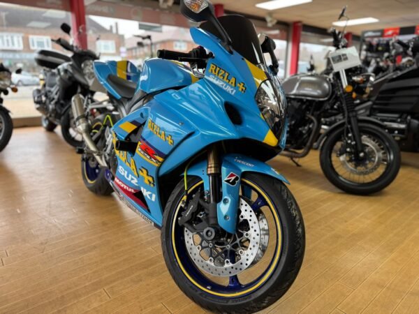 Suzuki GSX-R 1000cc K7 SOLD - Image 22