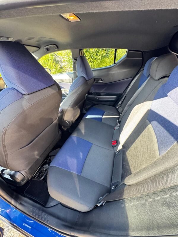 Toyota C-HR 1.8 VVT-h Dynamic CVT Euro 6 (s/s) 5dr - Image 9