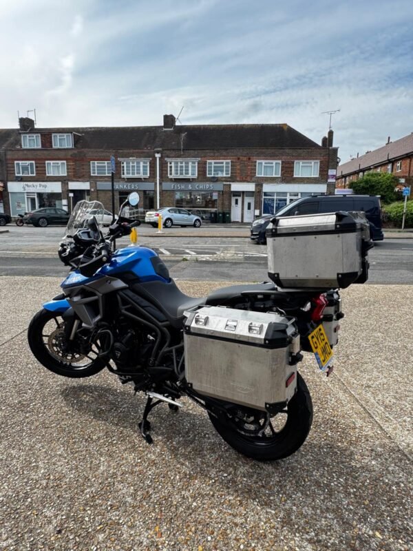 Triumph Tiger 800 XRx - Image 9