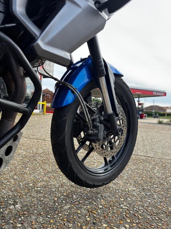 Triumph Tiger 800 XRx - Image 39